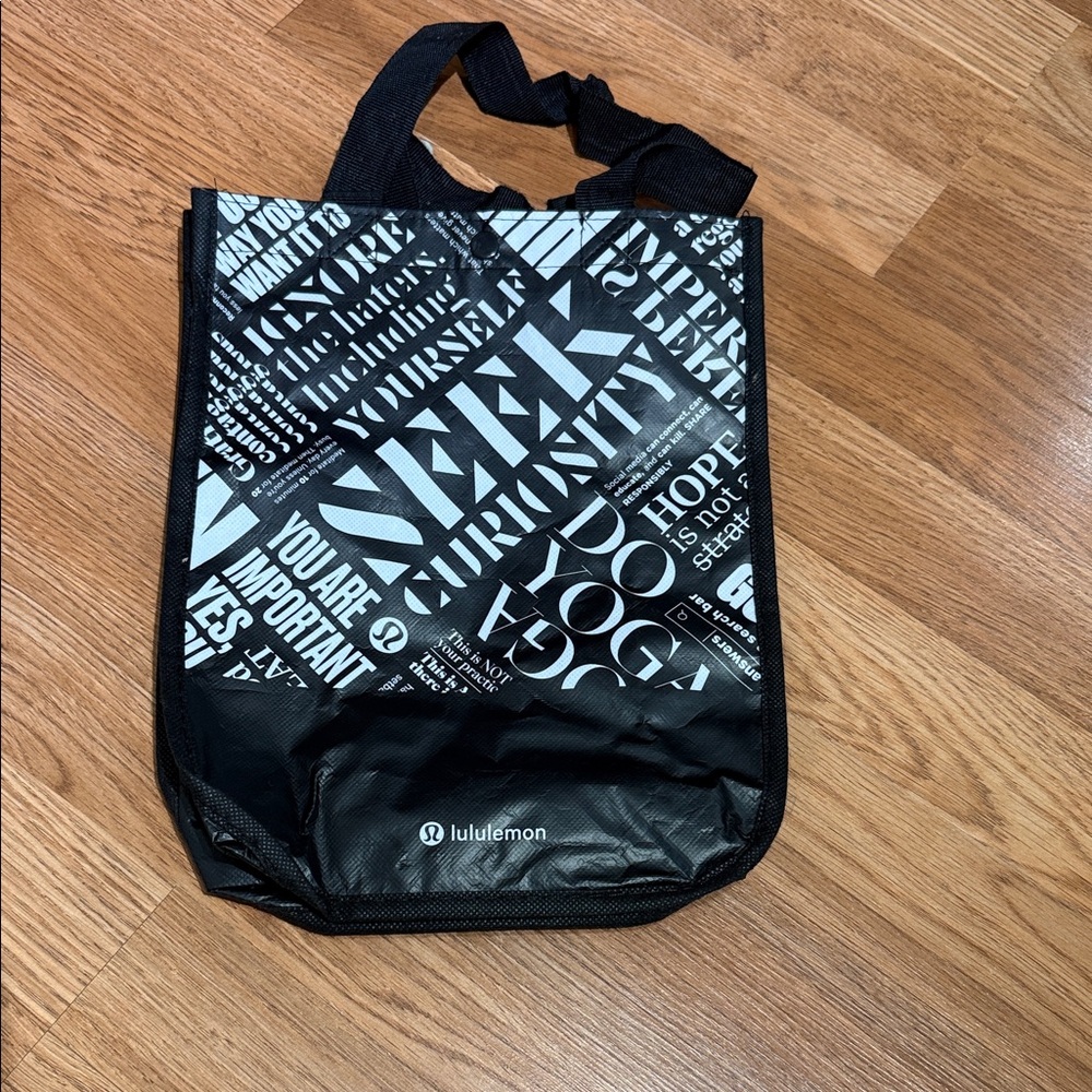 Lululemon Black and White Graphic Tote